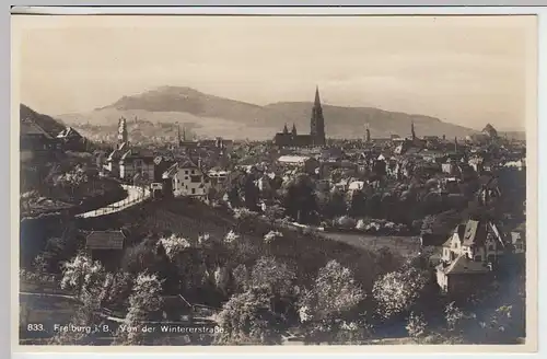 (34966) Foto AK Freiburg i.Br., Totale, vor 1945