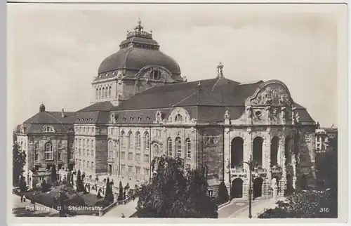 (20398) Foto AK Freiburg im Breisgau, Stadttheater, vor 1945