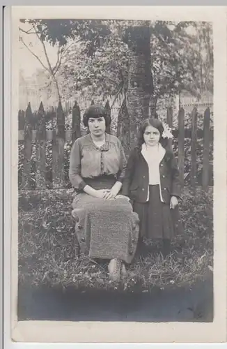 (9736) Foto AK Frau Elenor und Mädchen Francis, franz. Postkarte, vor 1945