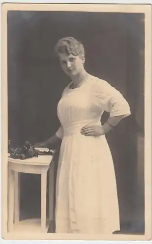 (8544) Foto AK junge Frau Mariechen Ketch, Porträt 1925