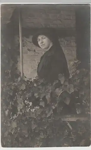 (75769) orig. Foto junge Frau, Eupen 1915
