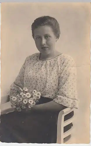 (46351) orig. Foto junge Frau, Kabinettfoto, Fotograf Kiel, vor 1945
