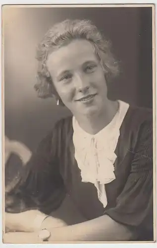 (46346) orig. Foto Portrait junge Frau