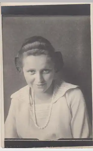 (41195) Foto AK junge Frau Irene 1919