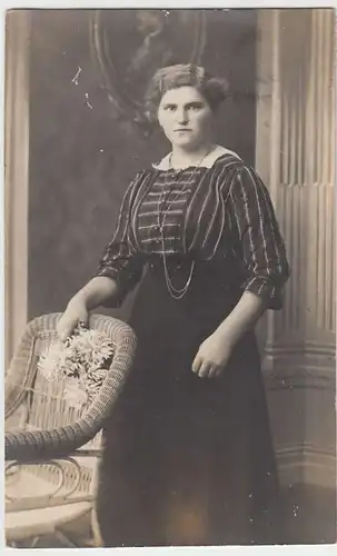(35950) orig. Foto junge Frau, Kabinettfoto, 1919