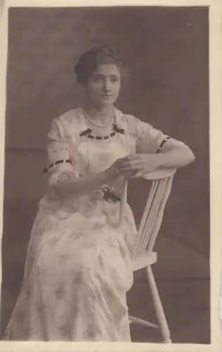 (245) Foto AK Frau, Porträt, vor 1945