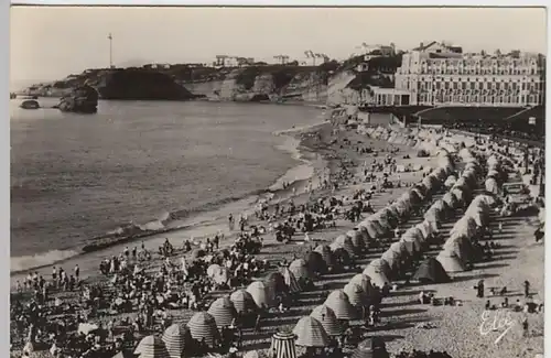 (19821) Foto AK Biarritz, Strand, Leuchtturm, vor 1945