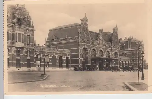 (106678) Foto AK Cambrai, La gare, 1941