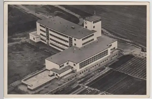 (104939) Foto AK Frankfurt a.M., Haus der Jugend, Luftbild 1934