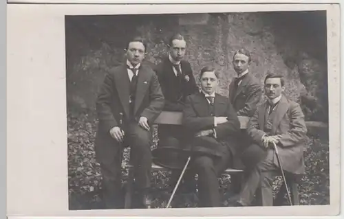 (16354) Foto AK Gruppenportrait junge Männer, Stempel Eisenach 1914