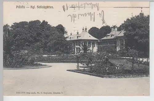 (97768) AK Pillnitz, Schloss mit Schlossgarten 1911