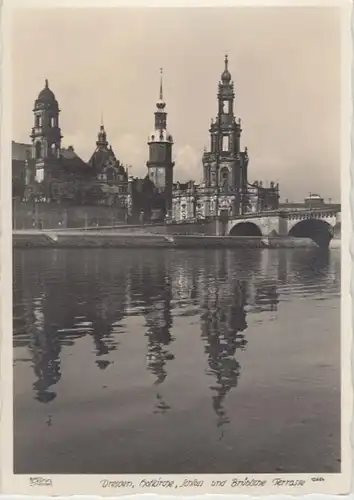 (5050) Foto AK Dresden, Hofkirche, Schloss, Ständehaus, vor 1945