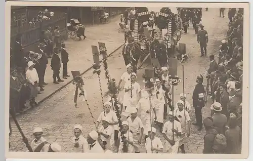 (34878) Foto AK Dresden, Festumzug, Bäckergesellen, vor 1945