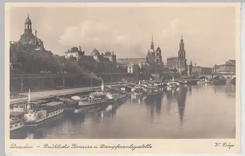 (113376) Foto AK Dresden, Brühlsche Terrasse, Dampferanlegestelle 1933-39