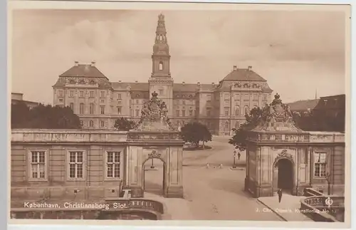 (49355) Foto AK Kobenhavn, Kopenhagen, Schloß Christiansborg, vor 1945