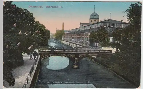 (88439) AK Chemnitz, Markthalle mit Bierbrücke 1914