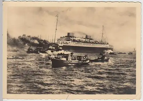 (18938) Foto AK Bremerhaven, Schnelldampfer Europa 1933