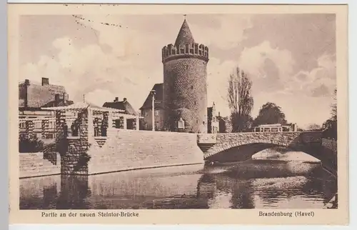 (94646) AK Brandenburg, Havel, neue Brücke, Steintorturm 1936