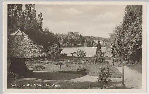 (78640) Foto AK Buckow, Märkische Schweiz, Kuranlagen 1954