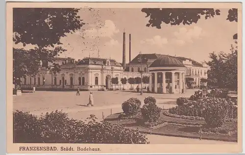 (91636) AK Franzensbad, Frantiskovy Lázne, Städtisches Badehaus, 1927