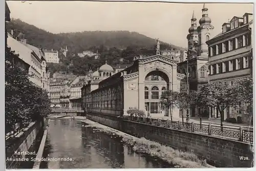 (21338) Foto AK Karlsbad, Karlovy Vary, Sprudelkolonnade, vor 1945