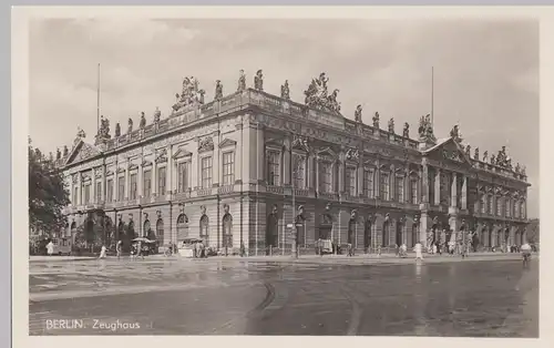 (94750) Foto AK Berlin, Zeughaus, vor 1945