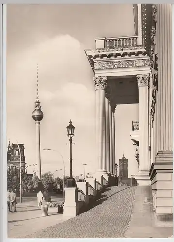 (86107) Foto AK Berlin DDR, Gästehaus des Magistrats, Fernsehturm 1971