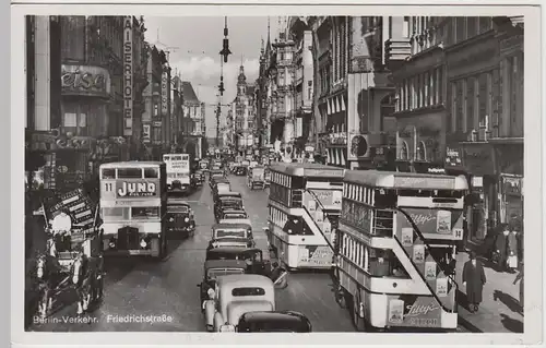 (86014) Foto AK Berlin, Friedrichstr., Doppelstockbusse, Pferdewagen, v. 1945