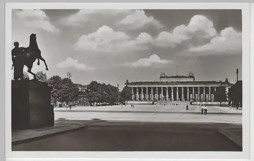 (78911) Foto AK Berlin, Lustgarten, Altes Museum, vor 1945