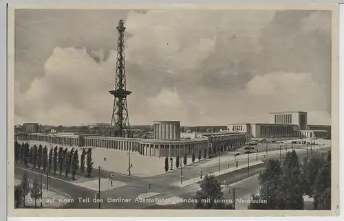 (71470) AK Berlin, Ausstellungsgelände m. Funkturm u. Neubauten, um 1937