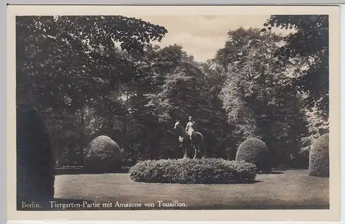 (56192) Foto AK Berlin, Tiergarten-Partie m. Amazone 1930