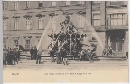 (2717) AK Berlin, Begasbrunnen vor Schloss, vor 1945
