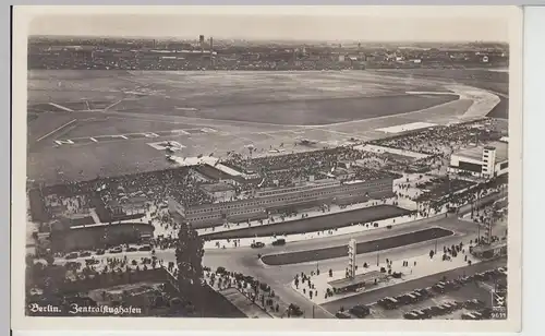 (112698) Foto AK Berlin, Zentralflughafen, Tempelhof, Luftbild 1933-45