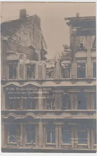 (103877) Foto AK Berlin, Straßenkämpfe, Generalstreik, Haus Palisadenstraße 7, u