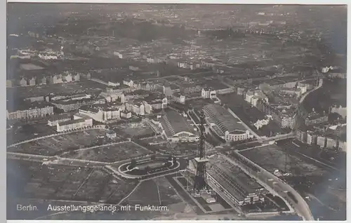 (103219) Foto AK Berlin, Ausstellungsgelände mit Funkturm, Luftbild 1920/30er