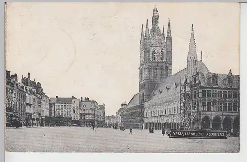 (109959) AK Ypres, Ypern, les Halles et la Grand Place, aus Kartenheft, 1915