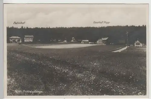 (71699) Foto AK Falls im Fichtelgebirge m. Bahnhof u. Gasthof Popp, vor 1945