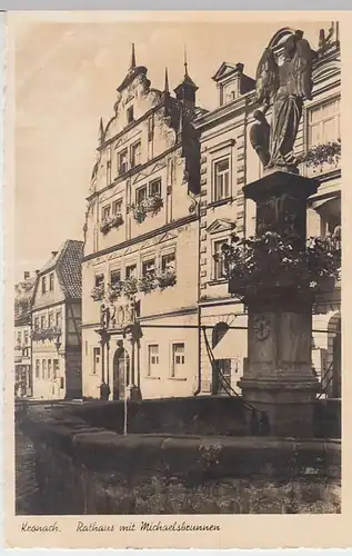 (35061) Foto AK Kronach, Rathaus m. Michaelsbrunnen, vor 1945