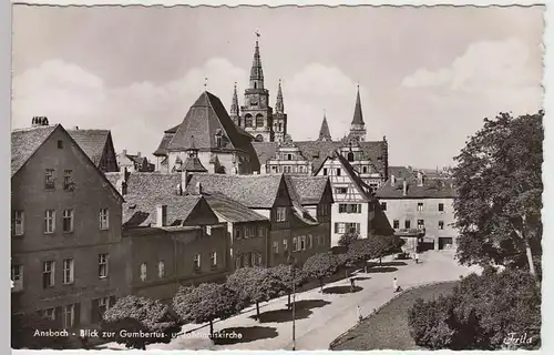 (32588) Foto AK Ansbach, Blick zur Gumbertus- u. Johanniskirche, 1957