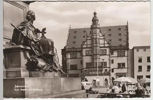 (27199) Foto AK Schweinfurt, Rathaus, Rückertdenkmal, nach 1945