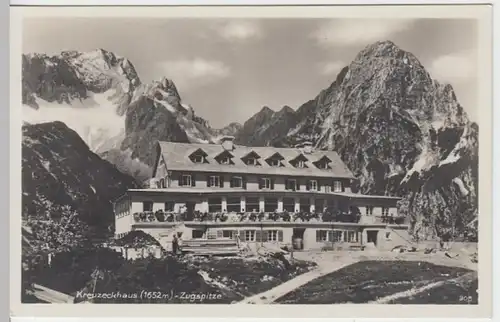 (13502) Foto AK Kreuzeckhaus, Zugspitze, vor 1945