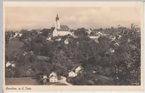 (109211) Foto AK Landau an der Isar, Ort mit Kirche Maria Himmelfahrt, vor 1945