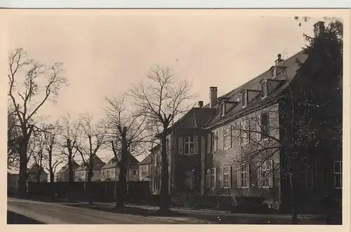 (107832) Foto AK Triesdorf, Weidenbach, Rotes Schloss, Falkenhaus, vor 1945