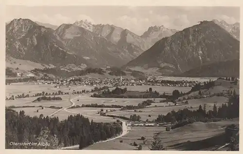 (107798) Foto AK Blick nach Oberstdorf, Allgäu, Panorama