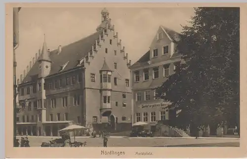 (107223) AK Nördlingen, Marktplatz vor 1945