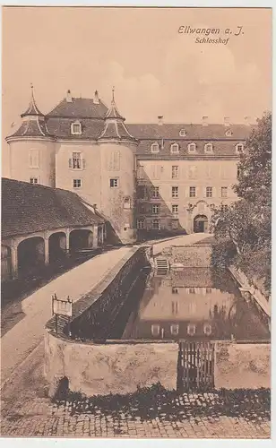 (99093) AK Ellwangen, Schlosshof, vor 1945