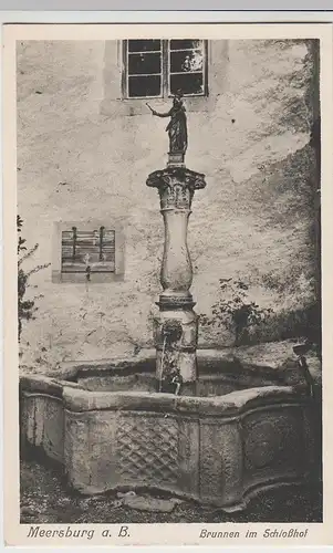 (99048) AK Meersburg am Bodensee, Brunnen im Schlosshof, vor 1945