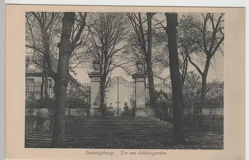 (82809) AK Ludwigsburg, Tor am Schlossgarten, vor 1945