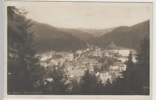 (79090) Foto AK St. Blasien, Gesamtansicht, 1920