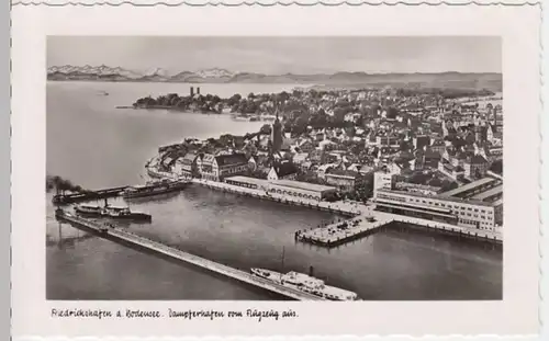 (4511) Foto AK Friedrichshafen, Bodensee, Dampferhafen, Luftbild 1953